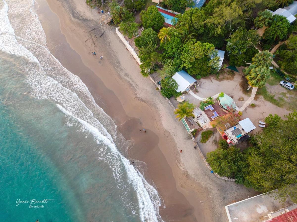 Katamah Beachfront Guesthouse Пляж Сокровищ Экстерьер фото