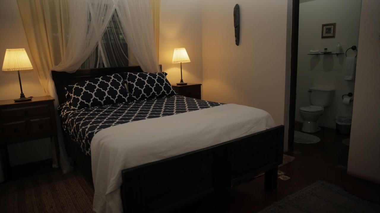Katamah Beachfront Guesthouse Пляж Сокровищ Номер фото