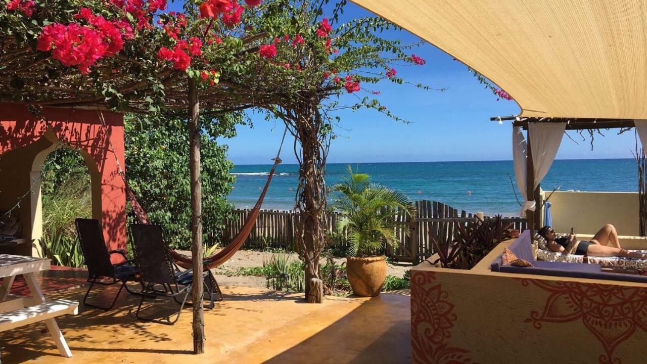 Katamah Beachfront Guesthouse Пляж Сокровищ Экстерьер фото